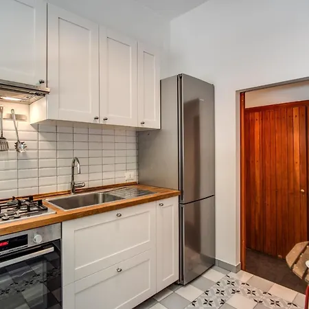 別荘 Residenza Trieste ローマ